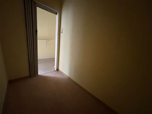 Großes Sanierungspotenzial in Zentrumsnähe von Eupen: Geräumiges Einfamilienhaus mit Innenhof
