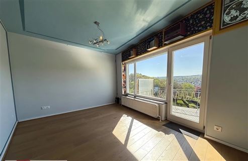 Leibrente mit Wohnrecht des Verkäufers & Liebhaberimmobilie – Ein Haus wie ein Kunstwerk, geprägt von Charakter  und Kreativität, mit Außenpool und einzigartigem Panoramablick