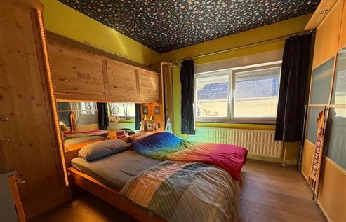 Leibrente mit Wohnrecht des Verkäufers & Liebhaberimmobilie – Ein Haus wie ein Kunstwerk, geprägt von Charakter  und Kreativität, mit Außenpool und einzigartigem Panoramablick