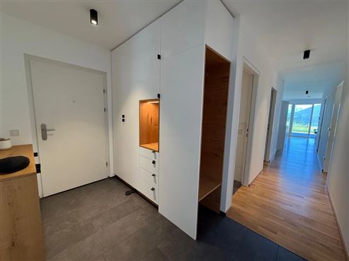 Design- & Wohlfühl-Highlight – Traumhafte 4-Zimmer-Gartenwohnung mit Terrasse und Panoramablick im Tiroler Mittelgebirge ( Österreich)