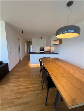 Design- & Wohlfühl-Highlight – Traumhafte 4-Zimmer-Gartenwohnung mit Terrasse und Panoramablick im Tiroler Mittelgebirge ( Österreich)