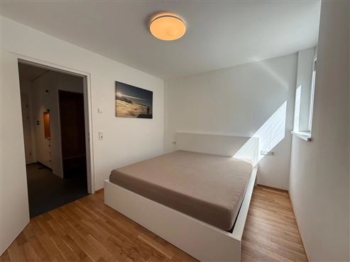 Design- & Wohlfühl-Highlight – Traumhafte 4-Zimmer-Gartenwohnung mit Terrasse und Panoramablick im Tiroler Mittelgebirge ( Österreich)