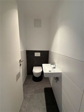 Design- & Wohlfühl-Highlight – Traumhafte 4-Zimmer-Gartenwohnung mit Terrasse und Panoramablick im Tiroler Mittelgebirge ( Österreich)