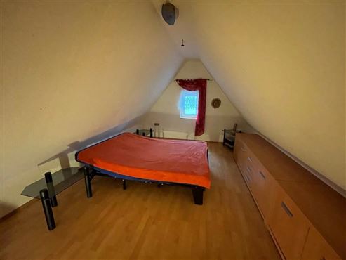 Gepflegtes Einfamilienhaus, sofort bezugsfertig, in attraktiver Grenzlage