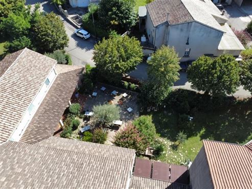 Außergewöhnliches Anwesen im Herzen der Drôme Provençale: Charmantes Hotel mit vielseitigem Potenzial – neu zu gestalten als Hotelprojekt, Gästehaus oder Familienanwesen