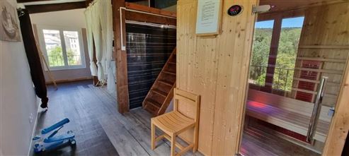 Außergewöhnliches Anwesen im Herzen der Drôme Provençale: Charmantes Hotel mit vielseitigem Potenzial – neu zu gestalten als Hotelprojekt, Gästehaus oder Familienanwesen