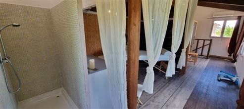 Außergewöhnliches Anwesen im Herzen der Drôme Provençale: Charmantes Hotel mit vielseitigem Potenzial – neu zu gestalten als Hotelprojekt, Gästehaus oder Familienanwesen