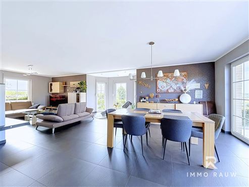 Modernes Zuhause mit traumhafter Aussicht in Hünningen zu verkaufen!
