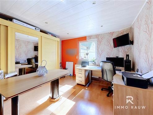 Modernes Zuhause mit traumhafter Aussicht in Hünningen zu verkaufen!