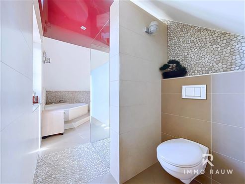 Modernes Zuhause mit traumhafter Aussicht in Hünningen zu verkaufen!
