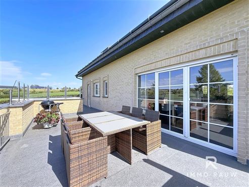 Modernes Zuhause mit traumhafter Aussicht in Hünningen zu verkaufen!