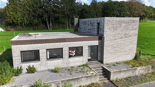 Bestehende Gewerbeimmobilie mit attraktivem Umnutzungspotenzial zum Einfamilienhaus in direkter Grenz – und Waldrandlage auf Köpfchen