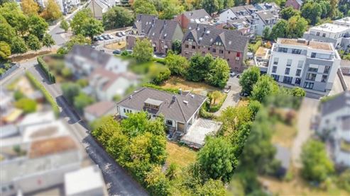 Villa mit Geschichte & Zukunft : Wunderschönes Tuchfabrikanten-Anwesen mit Entwicklungspotenzial !