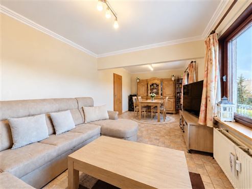 Geräumige 3-Schlafzimmer-Wohnung mit überdachter Terrasse in Grenznähe zu Luxemburg!