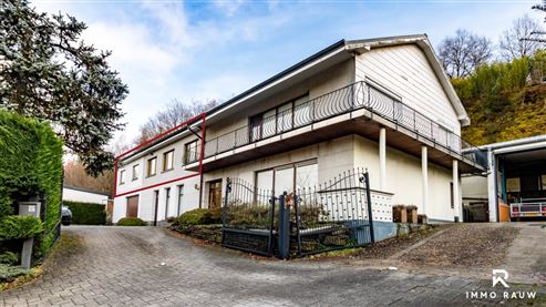 Geräumige 3-Schlafzimmer-Wohnung mit überdachter Terrasse in Grenznähe zu Luxemburg!