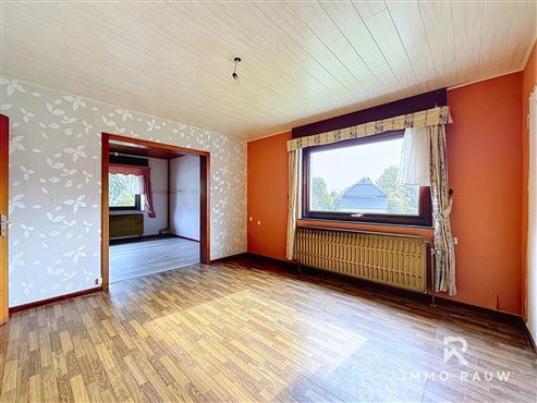 Großzügiges Wohnhaus mit Entwicklungspotenzial in Büllingen zu verkaufen!