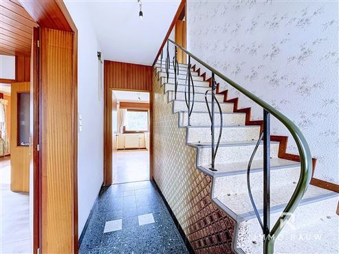 Großzügiges Wohnhaus mit Entwicklungspotenzial in Büllingen zu verkaufen!