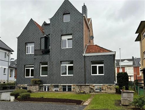 Repräsentatives Büro oder Praxis in zentraler Lage – ideal für Freiberufler und Kleinunternehmen