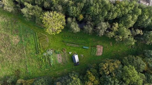 Ein wahres kleines Paradies mit ertragreichem Nutzgarten inmitten der Ardenner Natur!